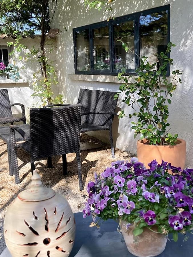 Les Cabanons De L'oliveraie Hébergement de vacances Pernes-les-Fontaines
